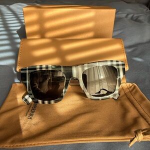 Burberry Sunglasses